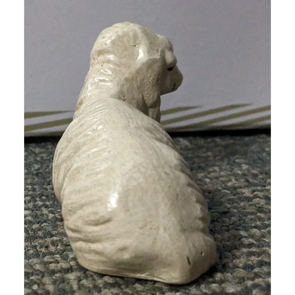 Vaillancourt Folk Art Chalkware Nativity Mini Sheep Lying Down 477  2014